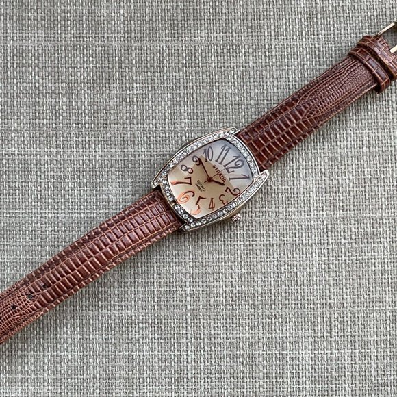 Strada Ldies Wristwatch Brown Leather Band Japan Quartz Movement - Picture 6 of 12